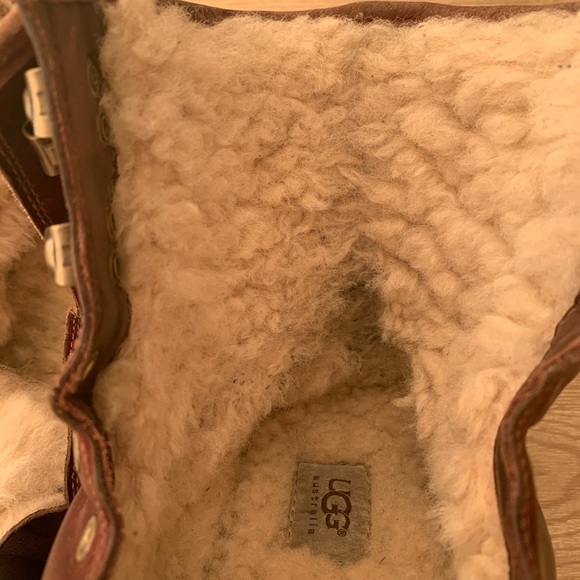 Rare UGG Cordovan Leather Hannen Boot with shearling liner - Picture 6 of 16